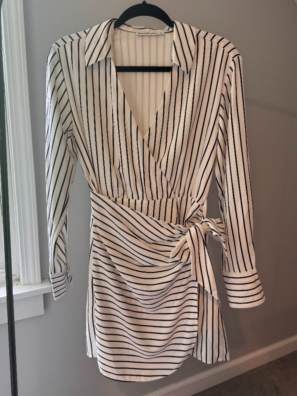 Abercrombie Striped Wrap Dress - Black and White